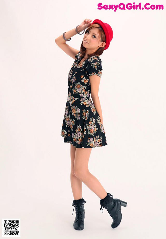 Sara Mori - Helloladyboy Sex Suster No.f8d198