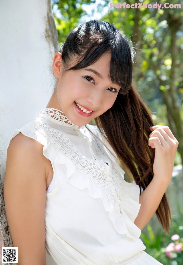 Aya Kawasaki - Swimming Blonde Babe No.c8fc49
